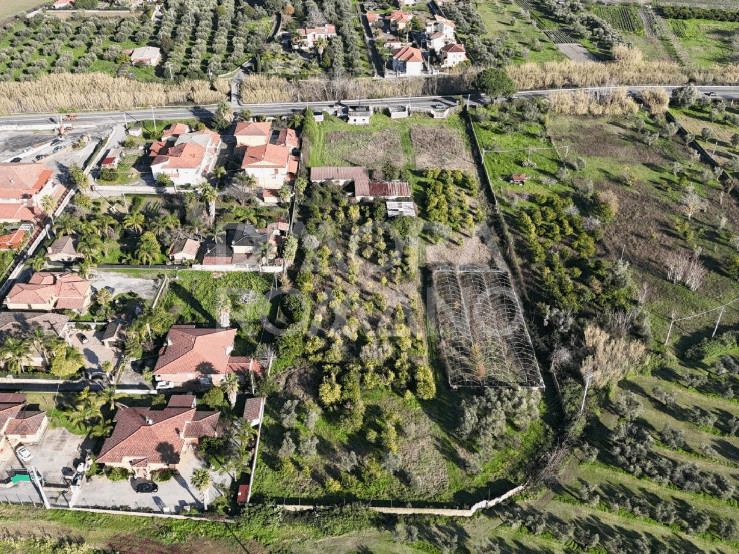 TERRENO INDUSTRIALE CON CONCESSIONE EDILIZIA